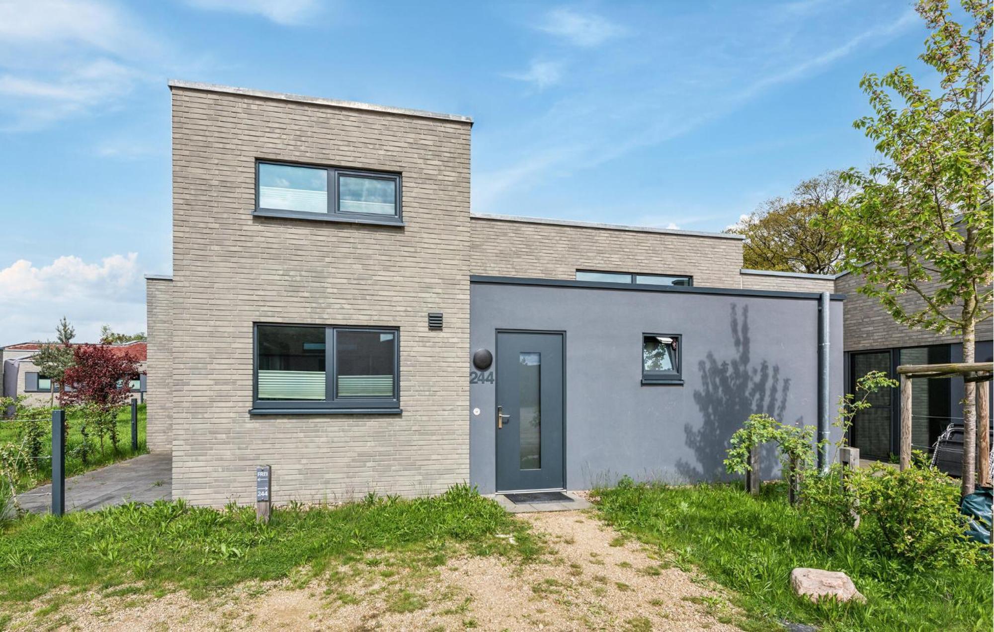 Amazing home in Lembruch-Dmmer See with 2 Bedrooms, Sauna&WiFi Exterior foto